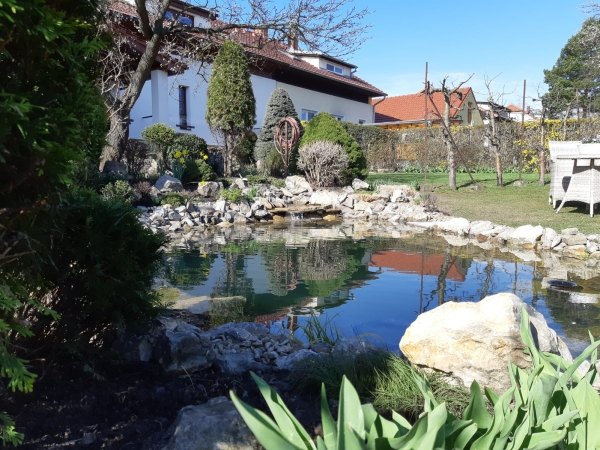 Okrasné a otužovací jezírko OTNICE